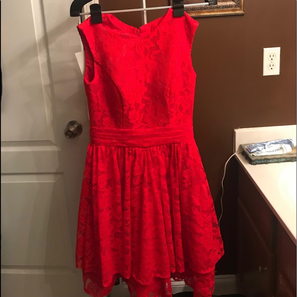 Beautiful flower lace dress!